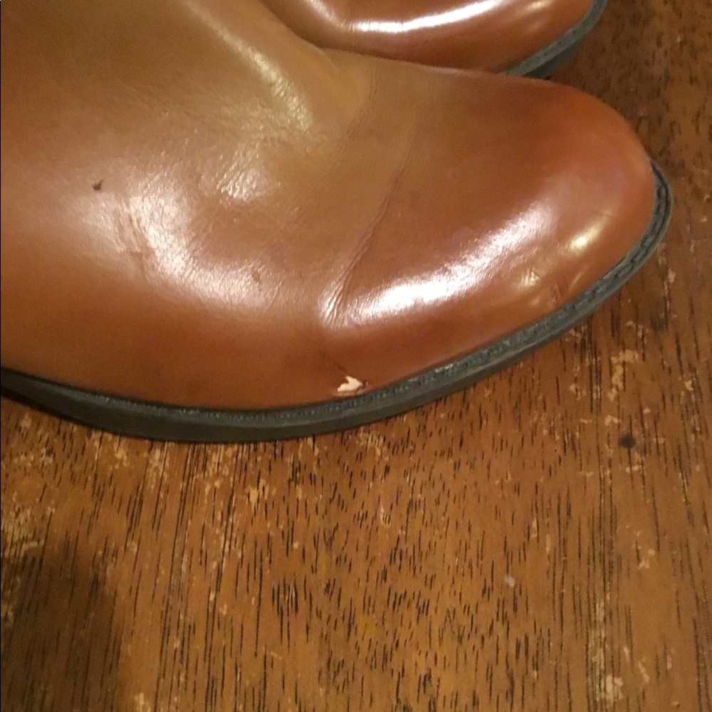 Boots - Picture 6 of 7